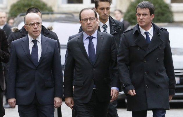 Cazeneuve Valls Hollande